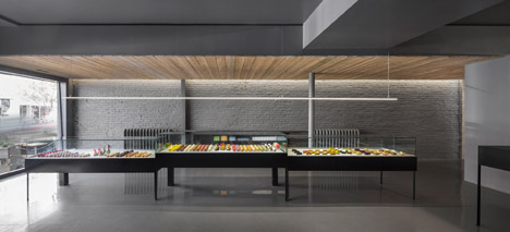 A-La-Folie-by-Anne-Sophie-Goneau_dezeen_468_3