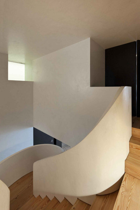 Apartamento Em Braga by Correia/Ragazzi Arquitectos