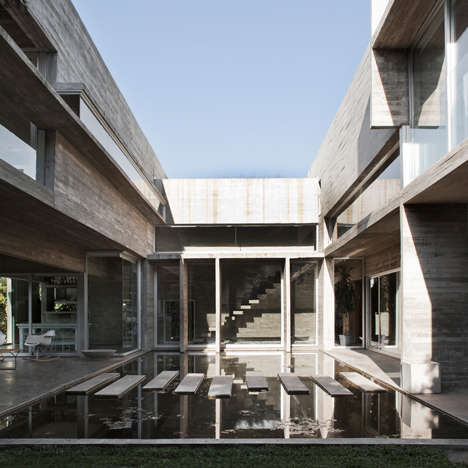 Casa Torcuato by Estudio Besonias Almeida