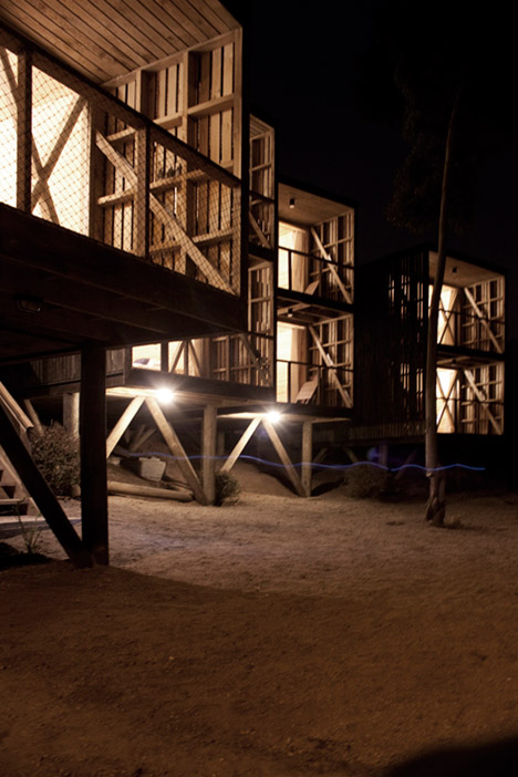 Chile Hostal Ritoque by Gabriel Rudolphy and Alejandro Soffia