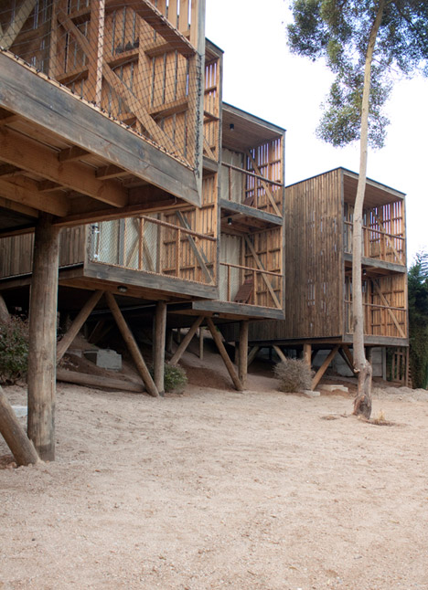 Chile Hostal Ritoque by Gabriel Rudolphy and Alejandro Soffia