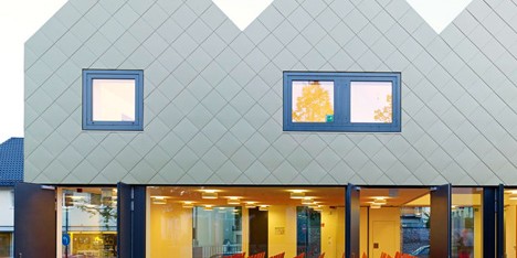 Community centre in Urberach by Netzwerk Architekten