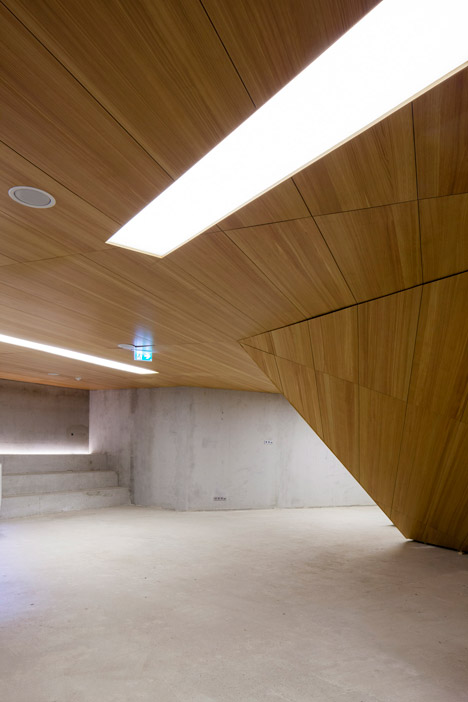 Concert hall in Blaibach by Peter Haimerl