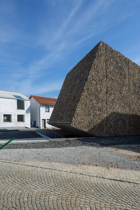 Concert hall in Blaibach by Peter Haimerl