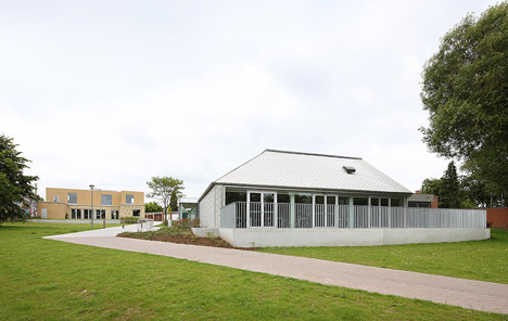 Cultural Center de Neerbeek by Urbain Architectencollectief