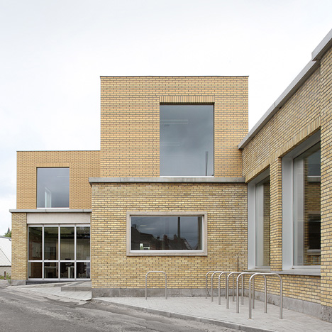 Cultural Center in Bissegem by Urbain Architectencollectief