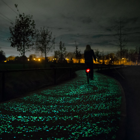 Daan Roosegaarde's Van Gogh Bicycle Path