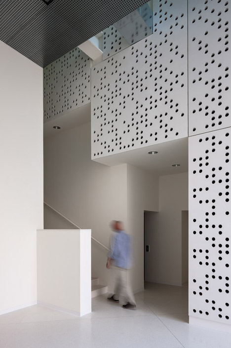 Fine Arts Museum by Estudio Arquitectura Hago