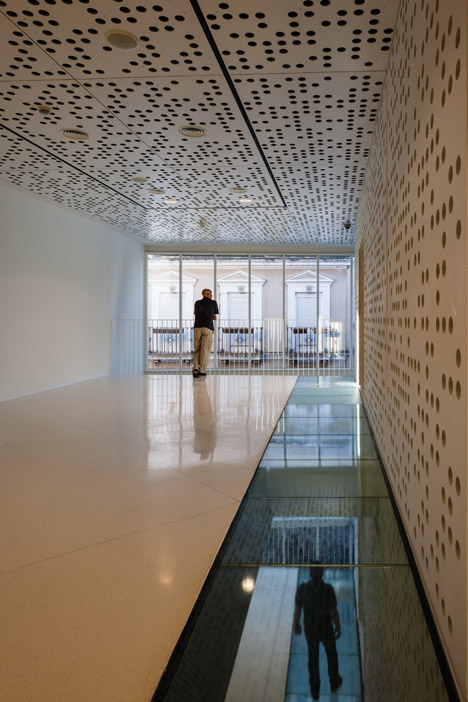 Fine Arts Museum by Estudio Arquitectura Hago