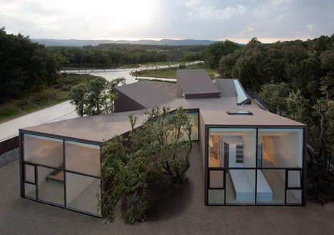 House YC by RTA Office
