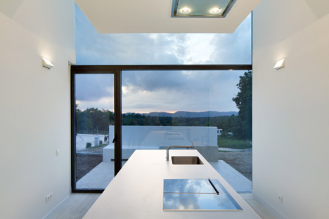 House YC by RTA Office
