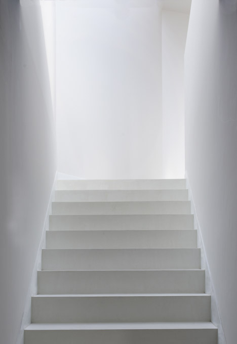 House YC by RTA Office