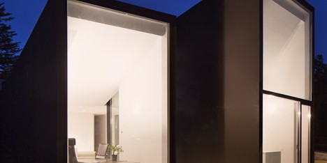 House YC by RTA Office