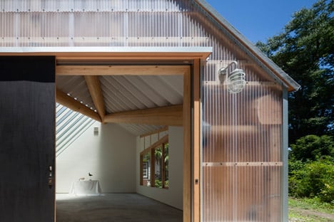 Light Shed by FT Architects