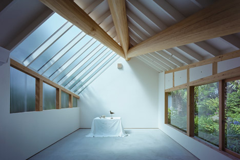 Light Shed by FT Architects