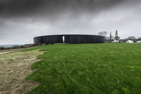 Notre Dame de Lorette international memorial by Philippe Prost