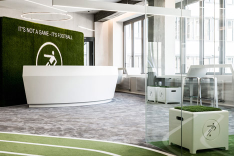 Onefootball HQ by TKEZ Architects
