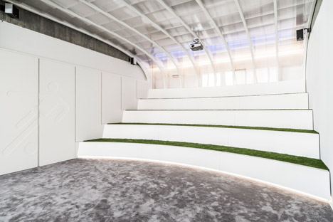 Onefootball HQ by TKEZ Architects