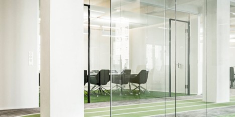 Onefootball HQ by TKEZ Architects