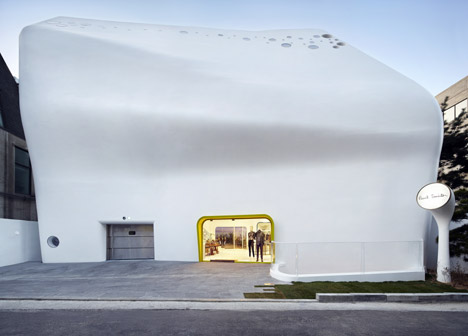 Paul Smith store by the System Lab