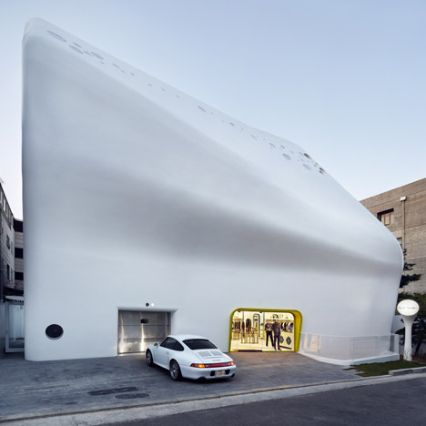 Paul Smith store by the System Lab