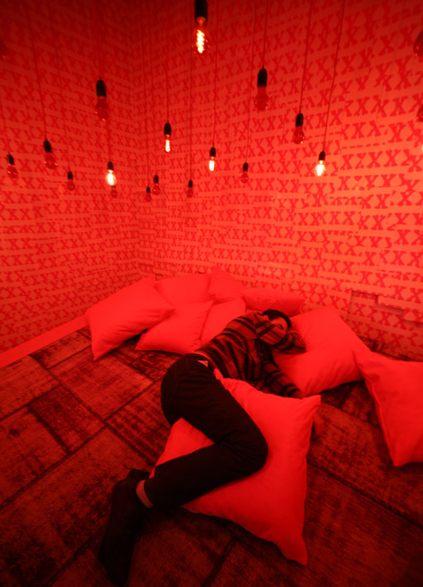 Pink noise Nap Gap by J Mayer H