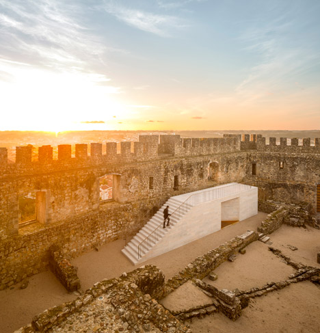 Pombal Castle's Visitor Centre by Comoco Architects