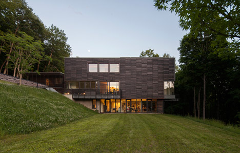Red Rock House by Anmahian Winton Architects