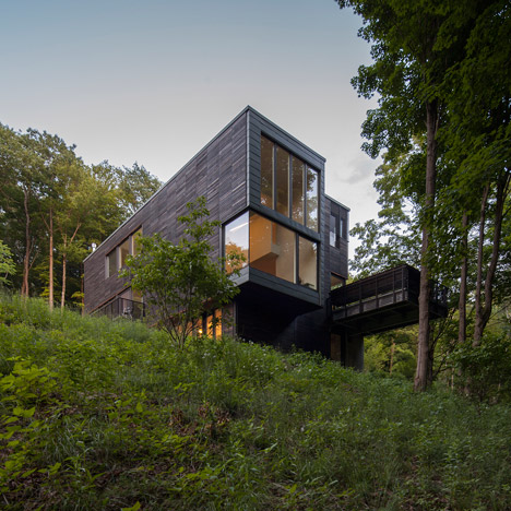 Red Rock House by Anmahian Winton Architects