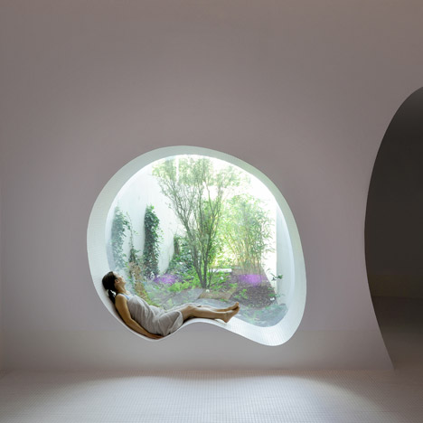 Restructuring and extension of swimming pool in Bagneux by Dominique Coulon et associés