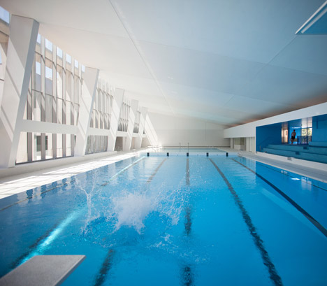 Restructuring and extension of swimming pool in Bagneux by Dominique Coulon et associés