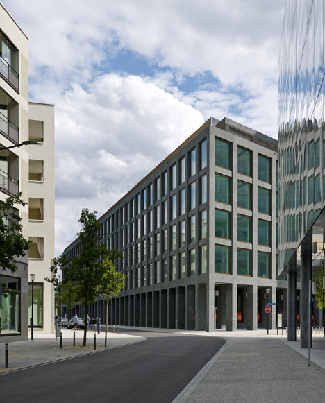 Richtiring office building by Max Dudler