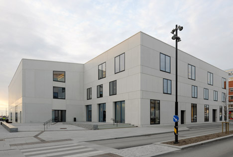 Stormen cultural centre in Bodø by DRDH