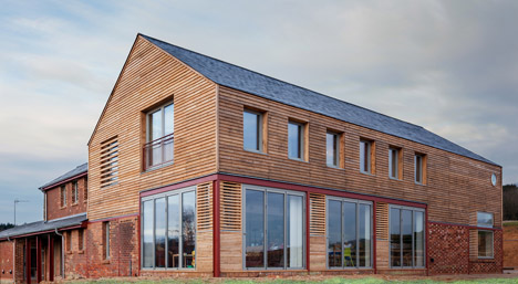 Timber Frame House in Leighton Buzzard by A-Zero