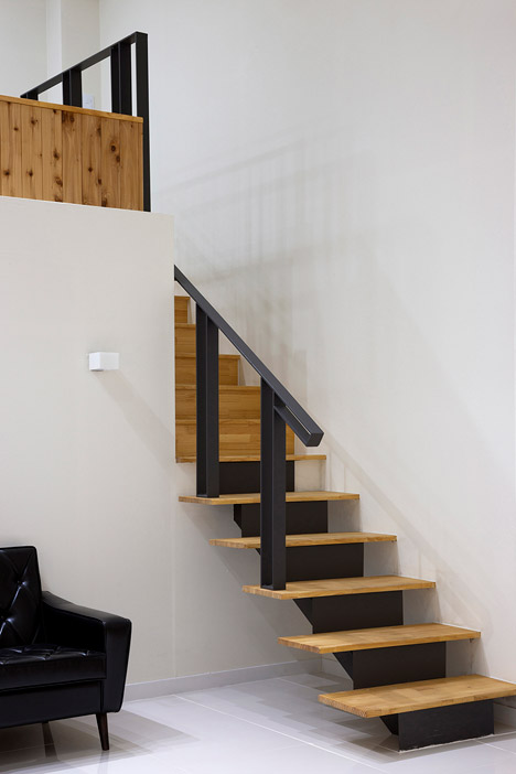 Unforgettable House in Pohand by Studio Gaon