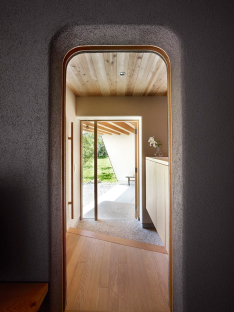 Yatsugatake-Villa-by-MDS_dezeen_468_1