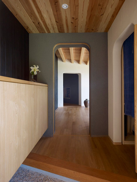Yatsugatake-Villa-by-MDS_dezeen_468_2