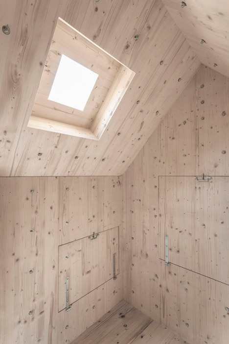 Antoine by Bureau A