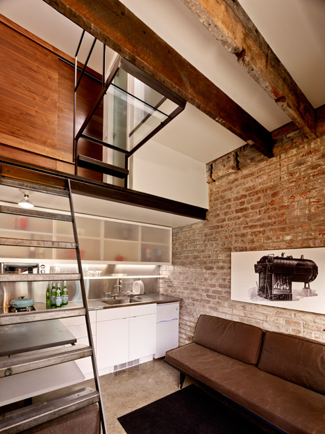 Brick House in San Francisco by Azevedo Design