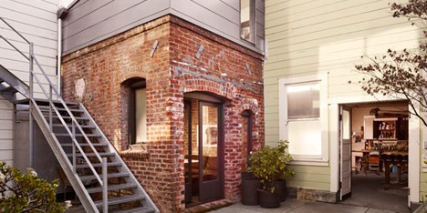 Brick House in San Francisco by Azevedo Design