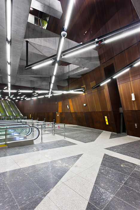 Budapest metro station by Spora Architects