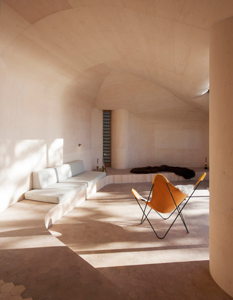 Cabin at Norderhov by Atelier Oslo