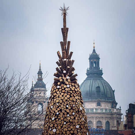Charity Christmas tree by Hello-Wood