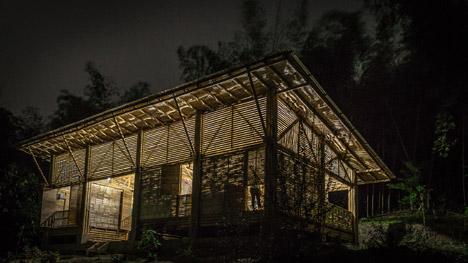 Convento House by Enrique Mora Alvarado