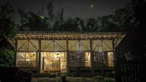 Convento House by Enrique Mora Alvarado