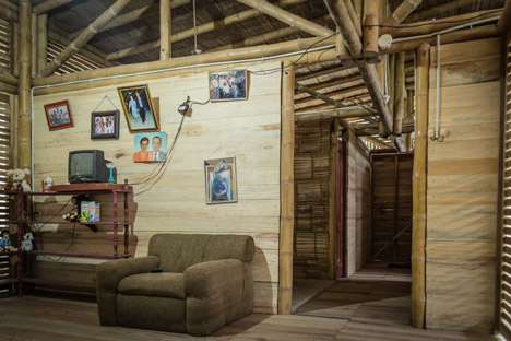 Convento House by Enrique Mora Alvarado