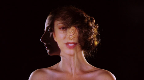Emmy Curl video by Nuno Barbosa