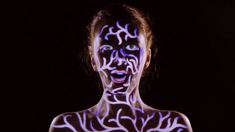 Emmy Curl video by Nuno Barbosa