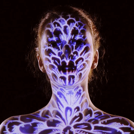 Emmy Curl video by Nuno Barbosa