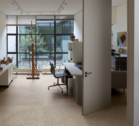Fossil_Beige_60x60_sml